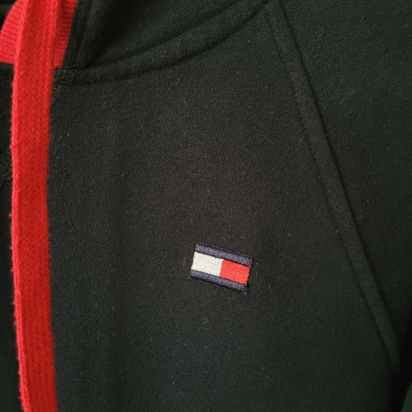 Tommy Hilfiger Sport Women’s Relaxed Fit Slightly Cropped Hoodie – Black & Red, - Picture 2 of 7
